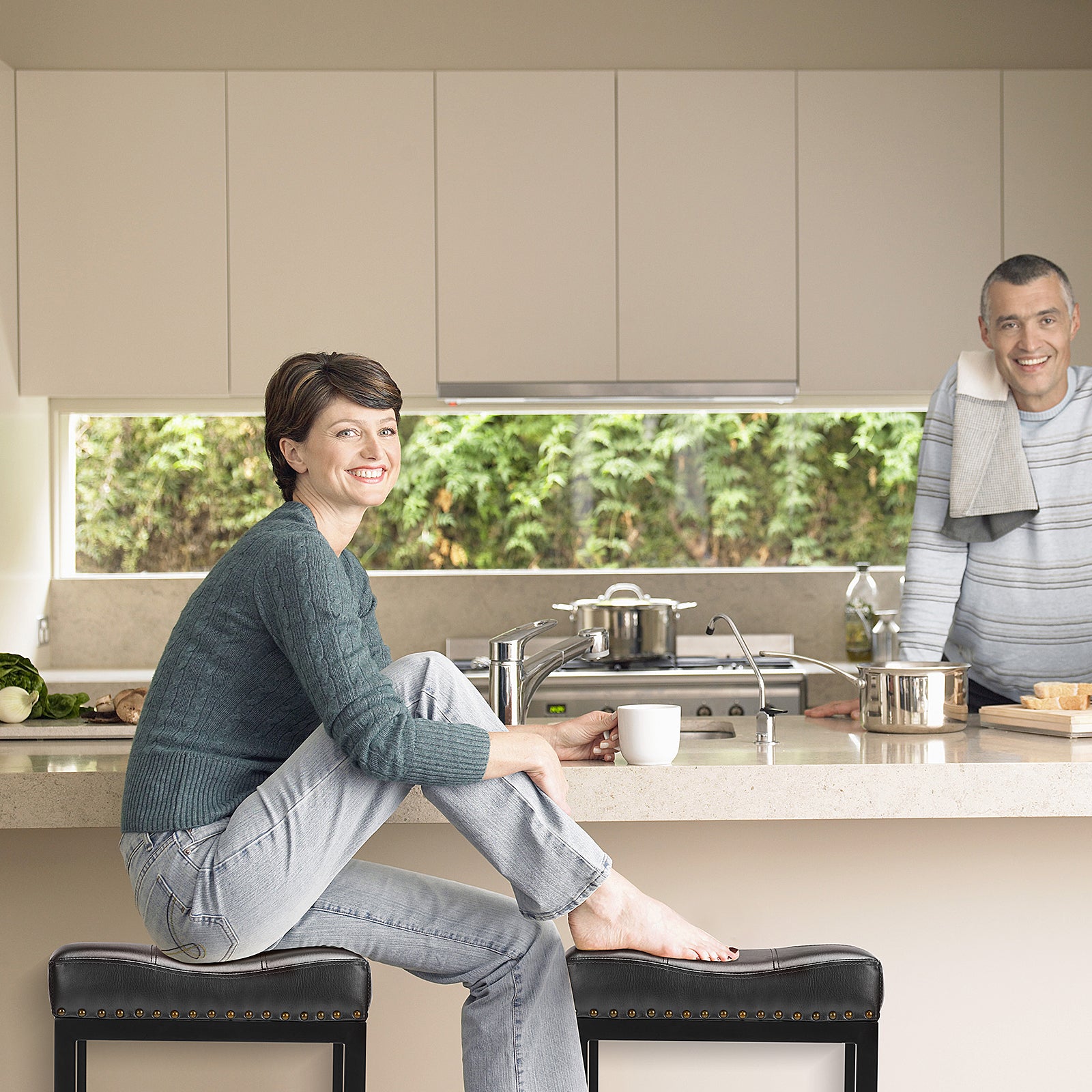 Saddle Bar Stool Kitchen Stools, Sturdy Steel Frame