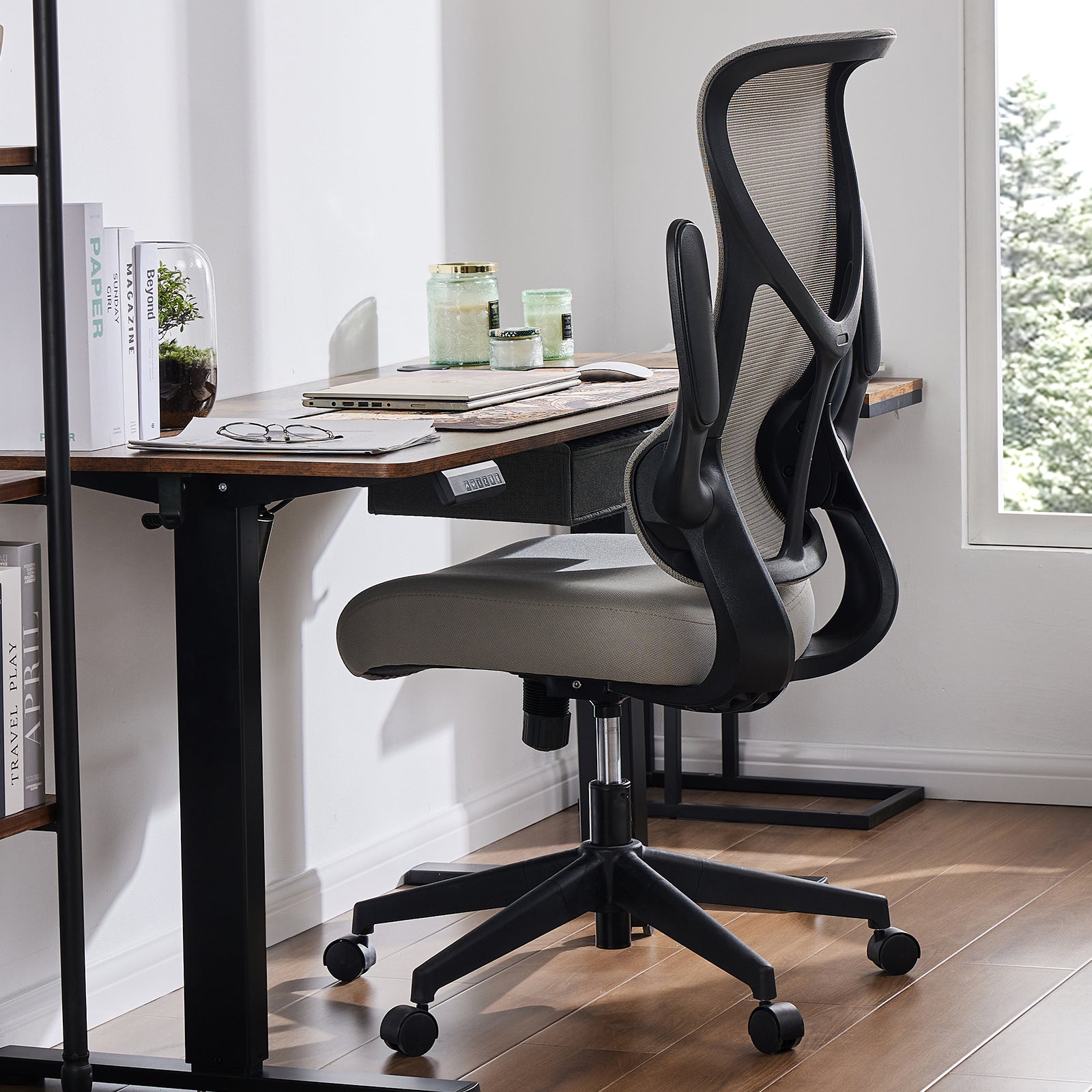 Ergonomic Computer Mesh Chair with Flip-up Armrests,Lumbar Support, Backrest for Home Office